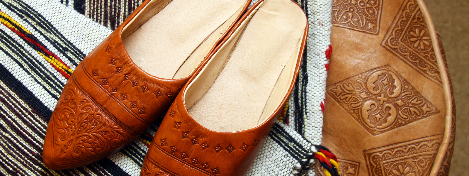 shopping artisanat traditionnel et revisit cordonnier traditionnel